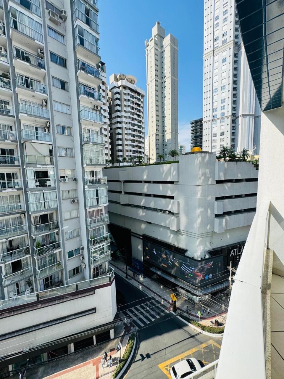 Apto A 100M Da Praia Central Balneario Camboriu Bagian luar foto